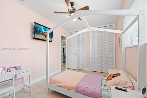Casa en venta en Pembroke Pines, Florida, 3 dormitorios, 156.91 m2 № 1801094 - foto 25