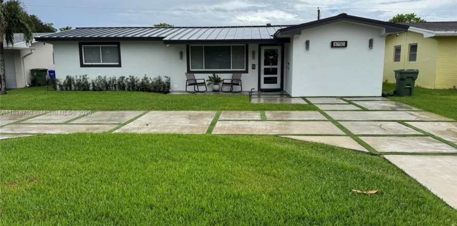 Casa en Pembroke Pines, Florida 3 dormitorios, 156.91 m2 № 1801094