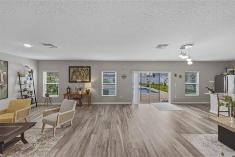 Villa ou maison à vendre à Riverview, Floride: 5 chambres, 272.85 m2 № 2147918 - photo 16