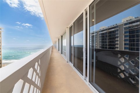 Condominio en alquiler en Boca Raton, Florida, 2 dormitorios, 114.27 m2 № 2250142 - foto 25