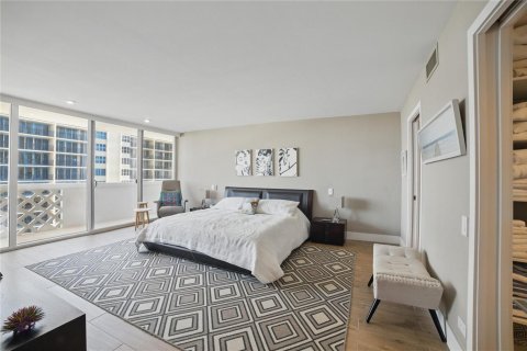 Condominio en alquiler en Boca Raton, Florida, 2 dormitorios, 114.27 m2 № 2250142 - foto 14