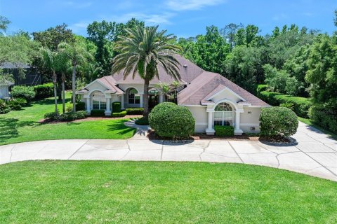 House in Ormond Beach, Florida 5 bedrooms, 337.51 sq.m. № 2221720 - photo 2