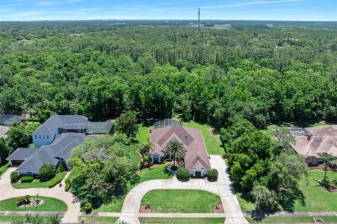 House in Ormond Beach, Florida 5 bedrooms, 337.51 sq.m. № 2221720 - photo 5