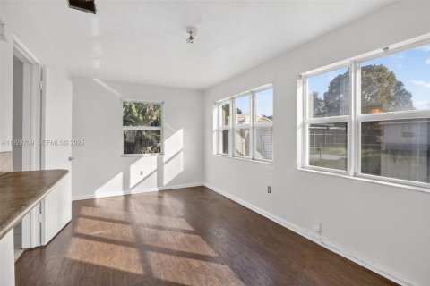 Купить виллу или дом в Холливуд, Флорида 3 спальни, 114.55м2, № 1988665 - фото 15