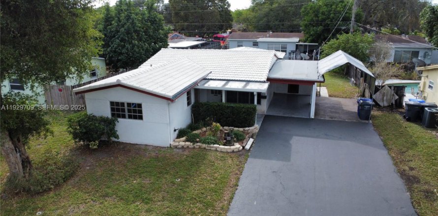 Дом в Холливуд, Флорида 3 спальни, 114.55м2 № 1988665