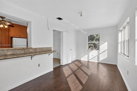 Купить виллу или дом в Холливуд, Флорида 3 спальни, 114.55м2, № 1988665 - фото 14