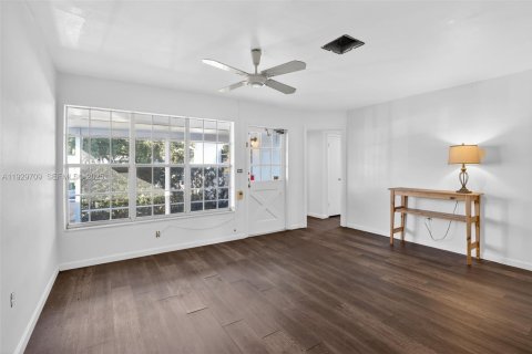 Купить виллу или дом в Холливуд, Флорида 3 спальни, 114.55м2, № 1988665 - фото 6