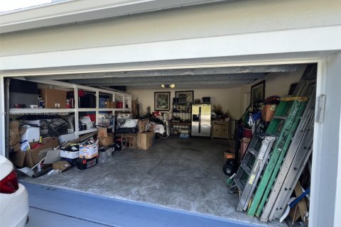 Casa en venta en Deerfield Beach, Florida, 4 dormitorios, 207.26 m2 № 1959275 - foto 4