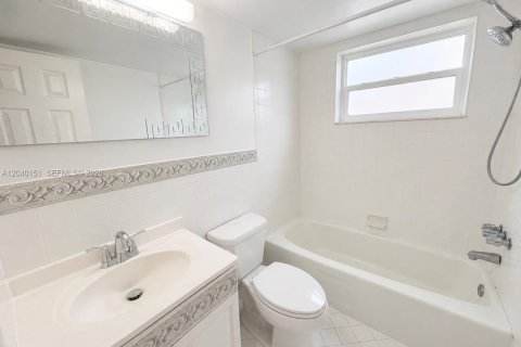Apartamento en alquiler en Davie, Florida, 1 dormitorio, 60.39 m2 № 2086425 - foto 7