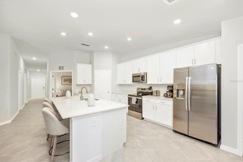 Condo in Venice, Florida, 2 bedrooms in WELLEN PARK  № 1526219 - photo 7