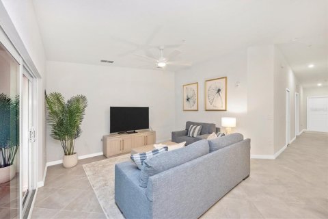 Condo in Venice, Florida, 2 bedrooms in WELLEN PARK  № 1526219 - photo 18