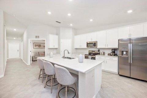 Condo in Venice, Florida, 2 bedrooms in WELLEN PARK  № 1526219 - photo 3