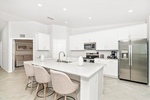 Condo in Venice, Florida, 2 bedrooms in WELLEN PARK  № 1526219 - photo 6