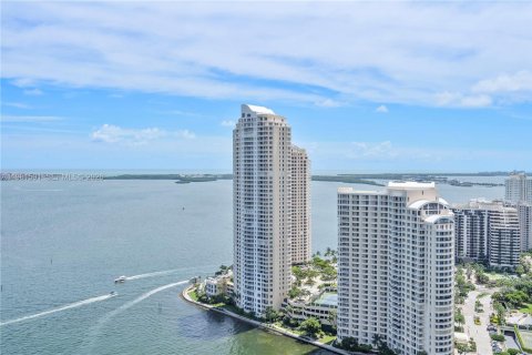 Купить кондоминиум в Майами, Флорида 2 спальни, 113.99м2, № 2043573 - фото 13