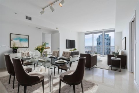 Купить кондоминиум в Майами, Флорида 2 спальни, 113.99м2, № 2043573 - фото 3