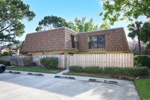 Copropriété à louer à Orlando, Floride: 2 chambres, 119.38 m2 № 1798322 - photo 1