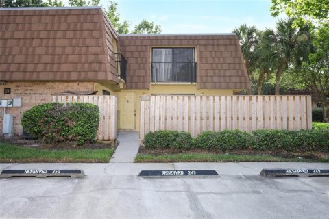 Copropriété à louer à Orlando, Floride: 2 chambres, 119.38 m2 № 1798322 - photo 2