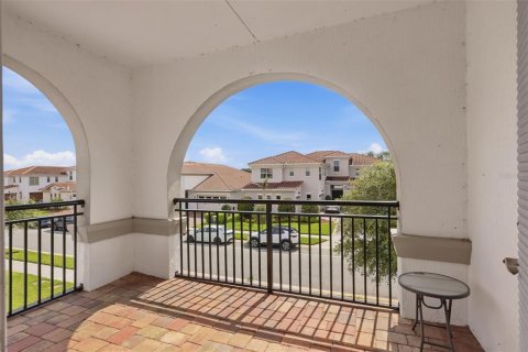 House in Orlando, Florida 4 bedrooms, 434.32 sq.m. № 2394207 - photo 30