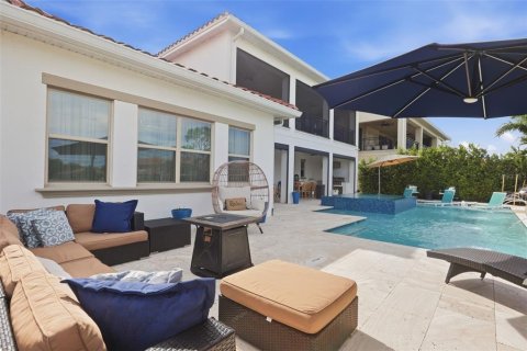 House in Orlando, Florida 4 bedrooms, 434.32 sq.m. № 2394207 - photo 10