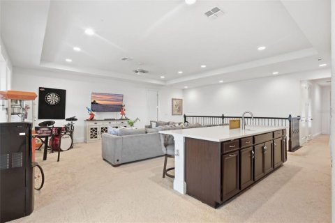 House in Orlando, Florida 4 bedrooms, 434.32 sq.m. № 2394207 - photo 27