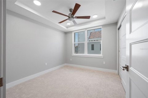 Copropriété à vendre à Madeira Beach, Floride: 2 chambres, 166.39 m2 № 667256 - photo 16