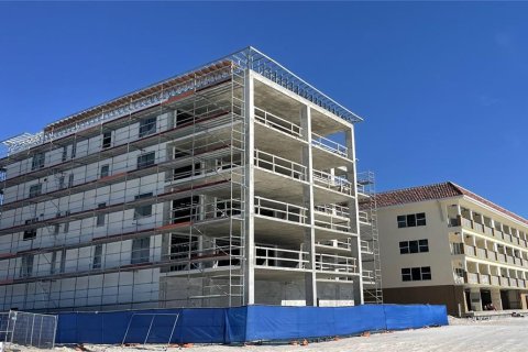 Купить кондоминиум в Мадейра - Бич, Флорида 6 комнат, 166.39м2, № 667256 - фото 2