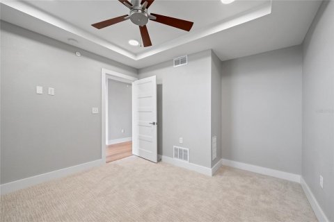 Copropriété à vendre à Madeira Beach, Floride: 2 chambres, 166.39 m2 № 667256 - photo 23