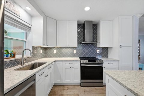 Villa ou maison à vendre à Clearwater, Floride: 4 chambres, 142.98 m2 № 2147574 - photo 8