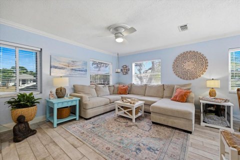 Villa ou maison à vendre à Clearwater, Floride: 4 chambres, 142.98 m2 № 2147574 - photo 5