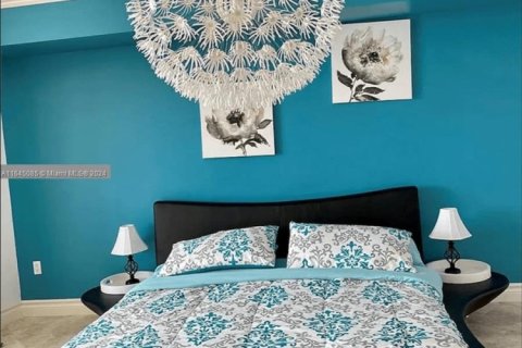 Condominio en venta en Hallandale Beach, Florida, 2 dormitorios, 100.89 m2 № 1693020 - foto 12