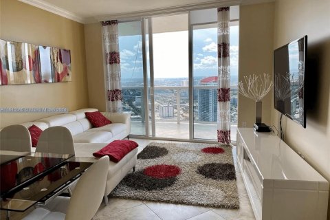 Condominio en venta en Hallandale Beach, Florida, 2 dormitorios, 100.89 m2 № 1693020 - foto 7