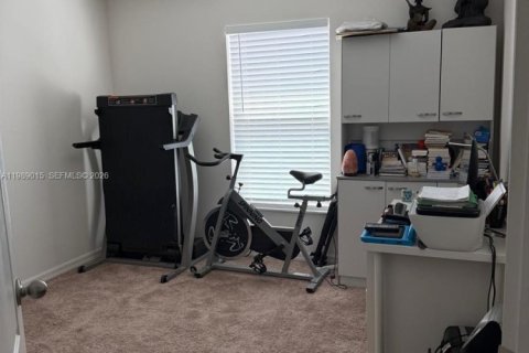 House in Port St. Lucie, Florida 5 bedrooms, 184.32 sq.m. № 2053289 - photo 21