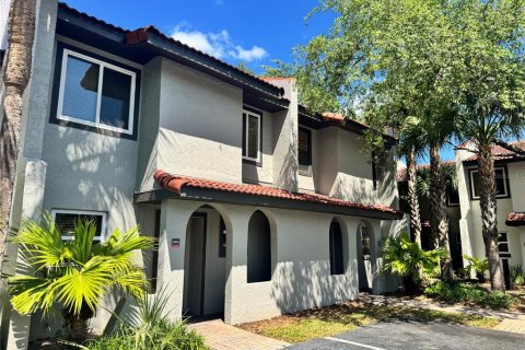 Touwnhouse à Kissimmee, Floride 2 chambres, 97.73 m2 № 2399098