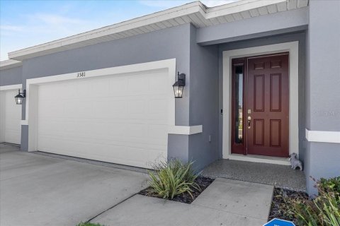 House in Apopka, Florida 4 bedrooms, 220.74 sq.m. № 1851744 - photo 6