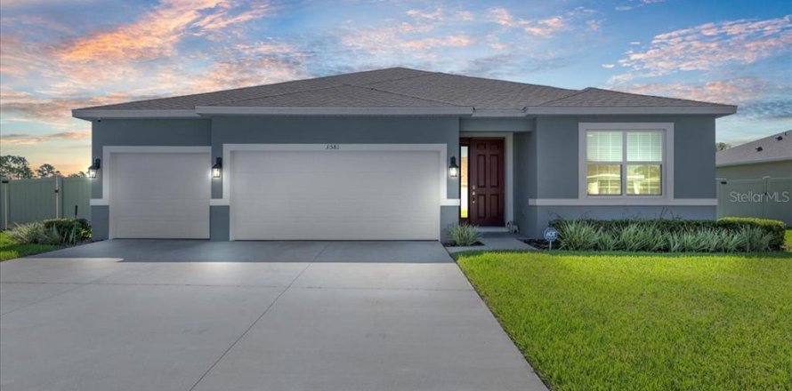 House in Apopka, Florida 4 bedrooms, 220.74 sq.m. № 1851744