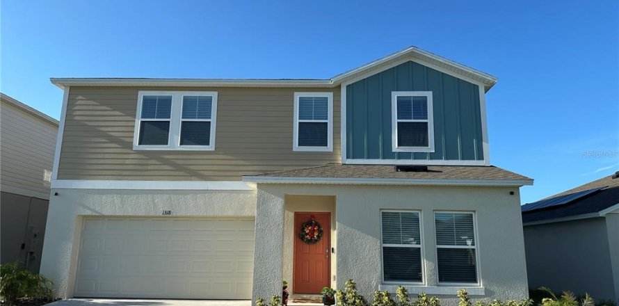 House in Haines City, Florida 5 bedrooms, 224.82 sq.m. № 1917051