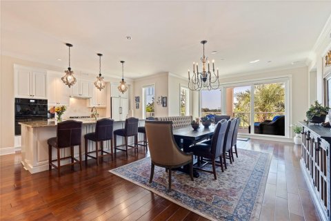 Condominio en venta en Belleair, Florida, 2 dormitorios, 192.49 m2 № 1915047 - foto 11