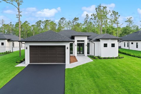 Villa ou maison à vendre à Naples, Floride: 3 chambres № 1807080 - photo 1