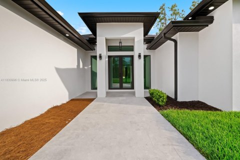 Villa ou maison à vendre à Naples, Floride: 3 chambres № 1807080 - photo 4