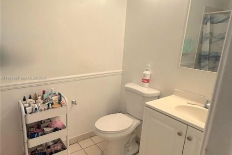 Condominio en venta en Miami, Florida, 3 dormitorios, 126.72 m2 № 2000806 - foto 7