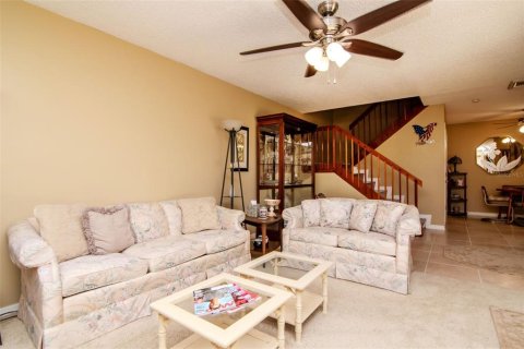 Townhouse in Palm Harbor, Florida 2 bedrooms, 124.86 sq.m. № 1773935 - photo 5