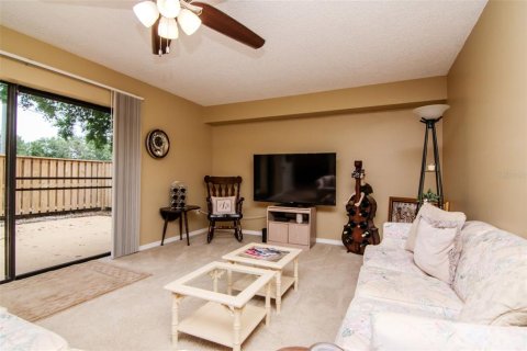 Townhouse in Palm Harbor, Florida 2 bedrooms, 124.86 sq.m. № 1773935 - photo 6
