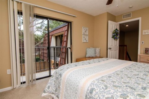 Townhouse in Palm Harbor, Florida 2 bedrooms, 124.86 sq.m. № 1773935 - photo 14