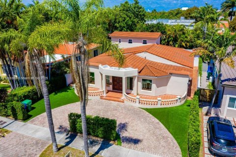 Villa ou maison à louer à Miami, Floride: 5 chambres № 1889288 - photo 26