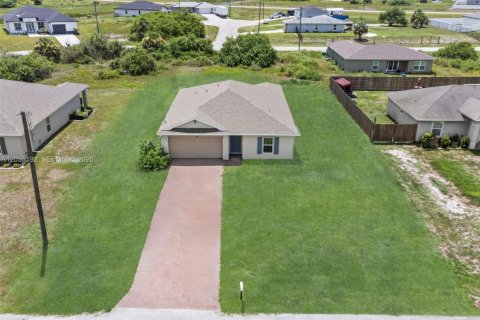 House in LaBelle, Florida 4 bedrooms № 2264978 - photo 21
