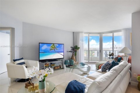 Copropriété à vendre à Aventura, Floride: 3 chambres, 173.91 m2 № 2252694 - photo 7