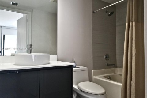 Снять в аренду кондоминиум в Майами, Флорида 50.63м2, № 2067556 - фото 6