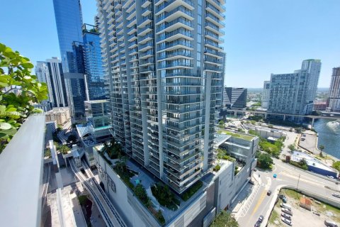 Снять в аренду кондоминиум в Майами, Флорида 50.63м2, № 2067556 - фото 13