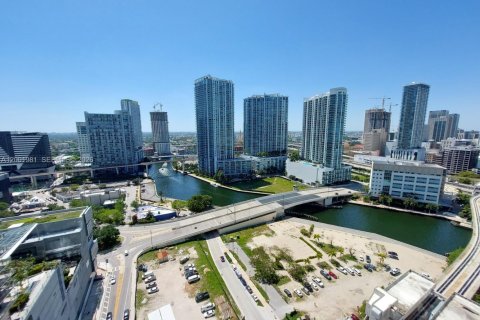 Снять в аренду кондоминиум в Майами, Флорида 50.63м2, № 2067556 - фото 12