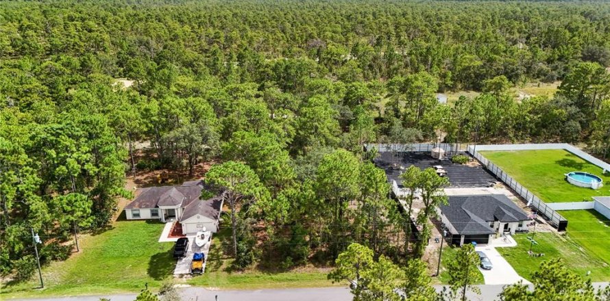 Terreno en Weeki Wachee, Florida № 1856762